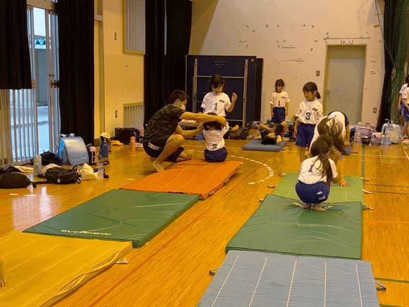 カラフルスポーツ鬼ごっこクラブ