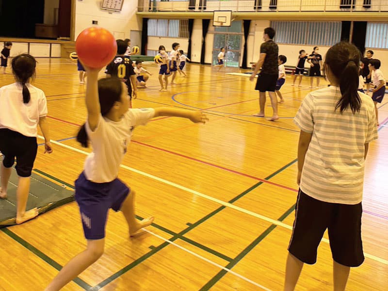カラフルスポーツ鬼ごっこクラブ